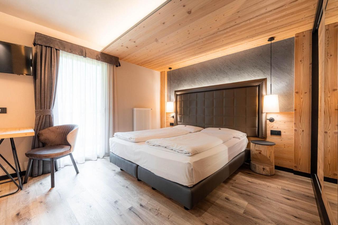 Garni Letizia Bed and Breakfast Campitello di Fassa Buitenkant foto